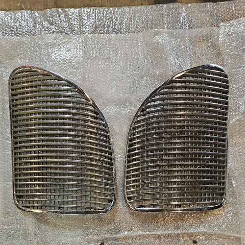 Pair 1940 studebaker - pair,